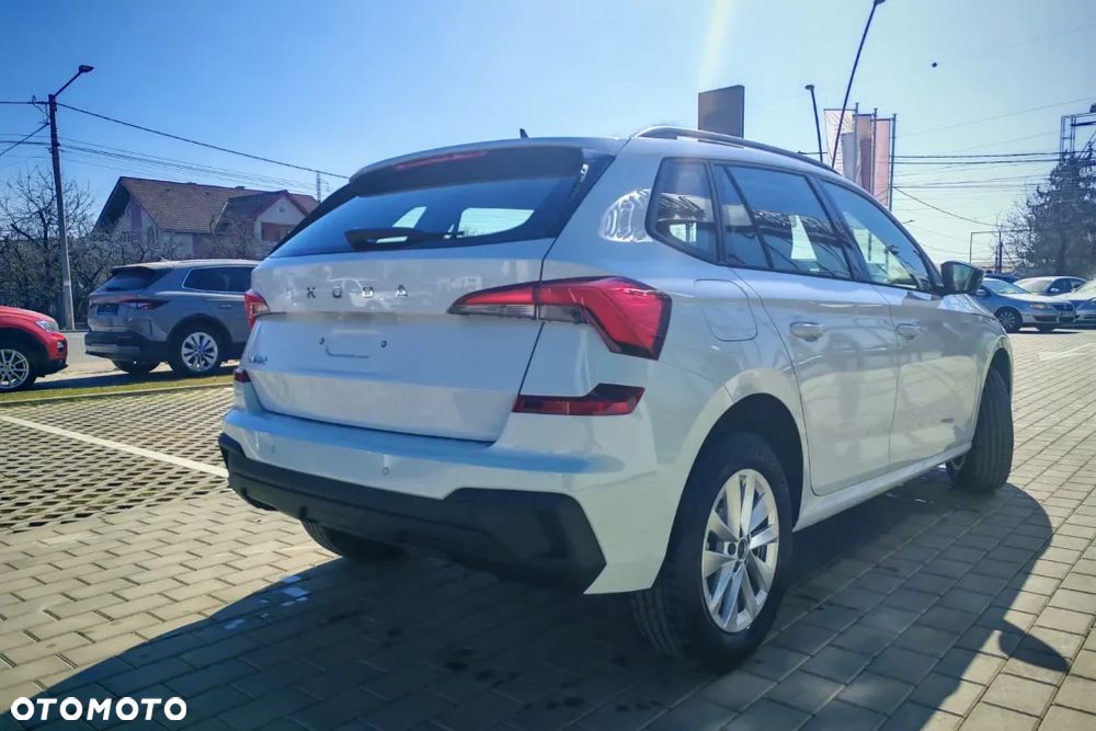 Skoda Kamiq 1.0 TSI Essence - 8