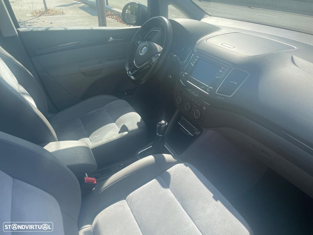 VW Sharan 2.0 TDI Blue Highline - 19