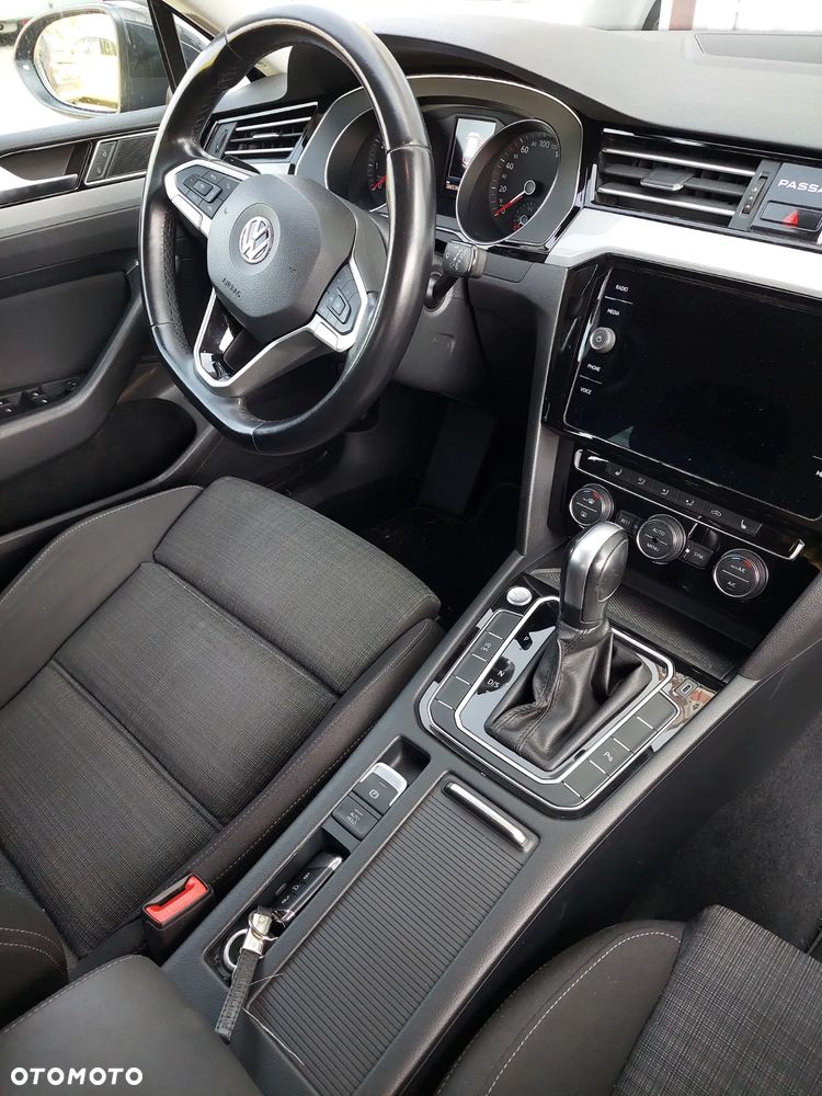 Volkswagen Passat 1.5 TSI EVO Business DSG - 9