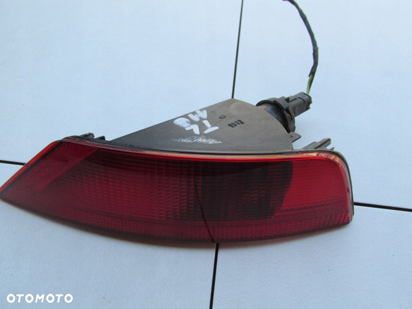 LAMPA PRZECIWMGIELNA LEWA KUGA MK1 LIFT 2012 ROK