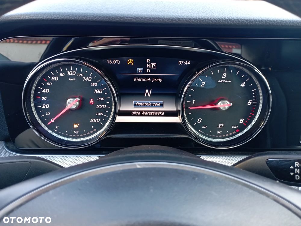 Mercedes-Benz Klasa E 220 d 9G-TRONIC - 13