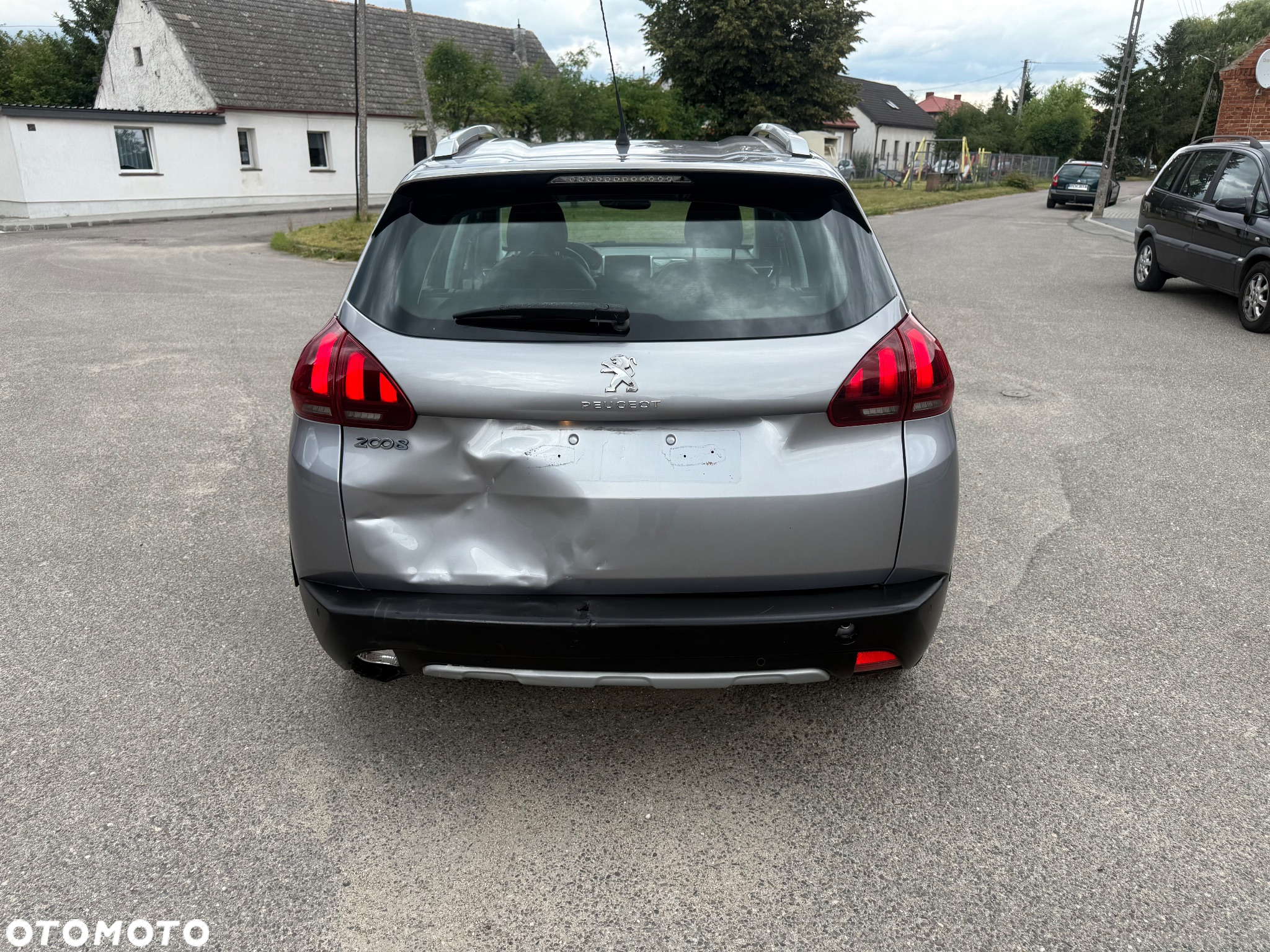 Peugeot 2008 1.2 Pure Tech Active S&S EAT6 - 6