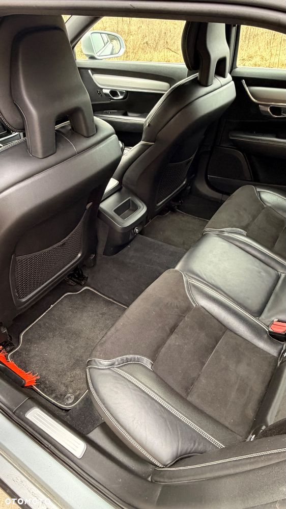 Volvo V90 D4 Geartronic R Design - 9