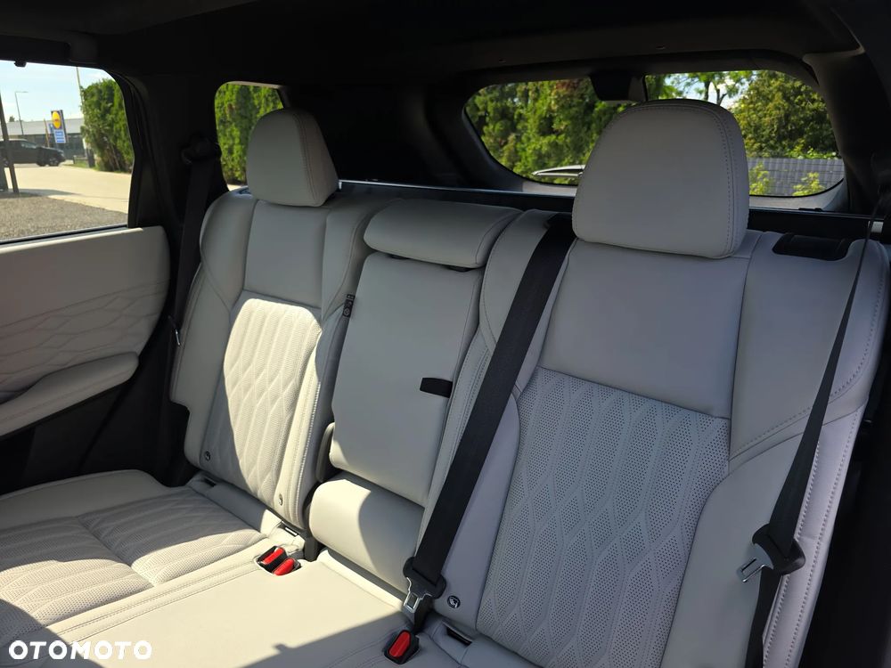 Mitsubishi Outlander Instyle - 25