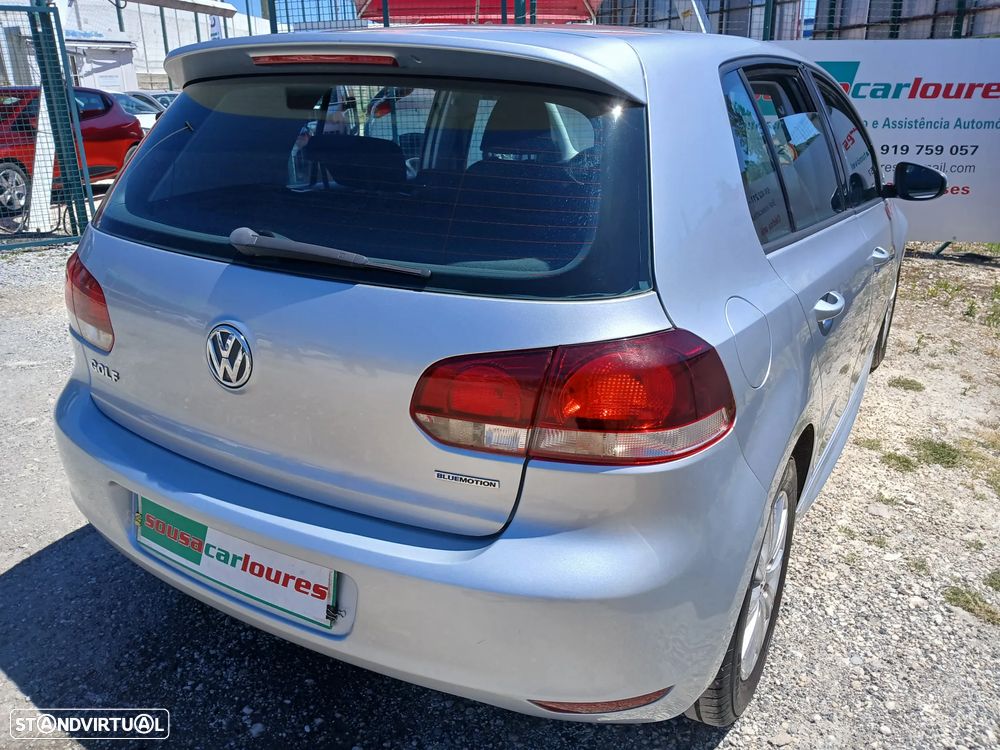 VW Golf 1.6 TDi Trendline BlueMotion - 8