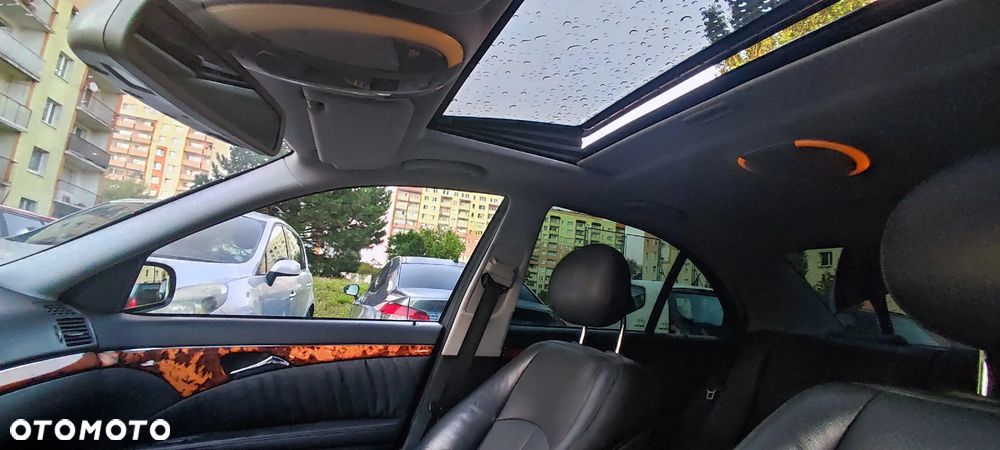 Mercedes-Benz Klasa E 350 Elegance - 21