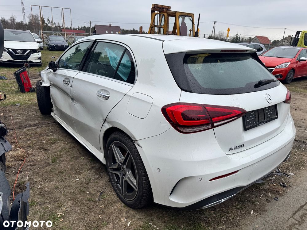 Mercedes-Benz Klasa A 250 Sport 7G-DCT - 8