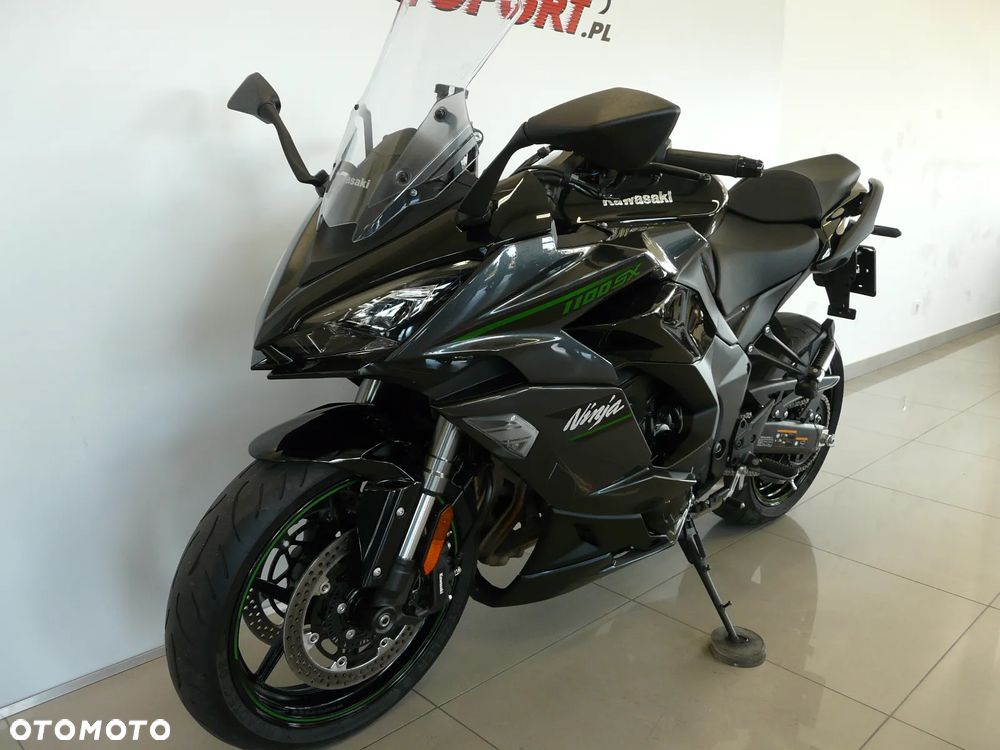 Kawasaki Ninja - 25