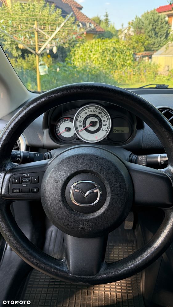 Mazda 2 1.3 Comfort - 12