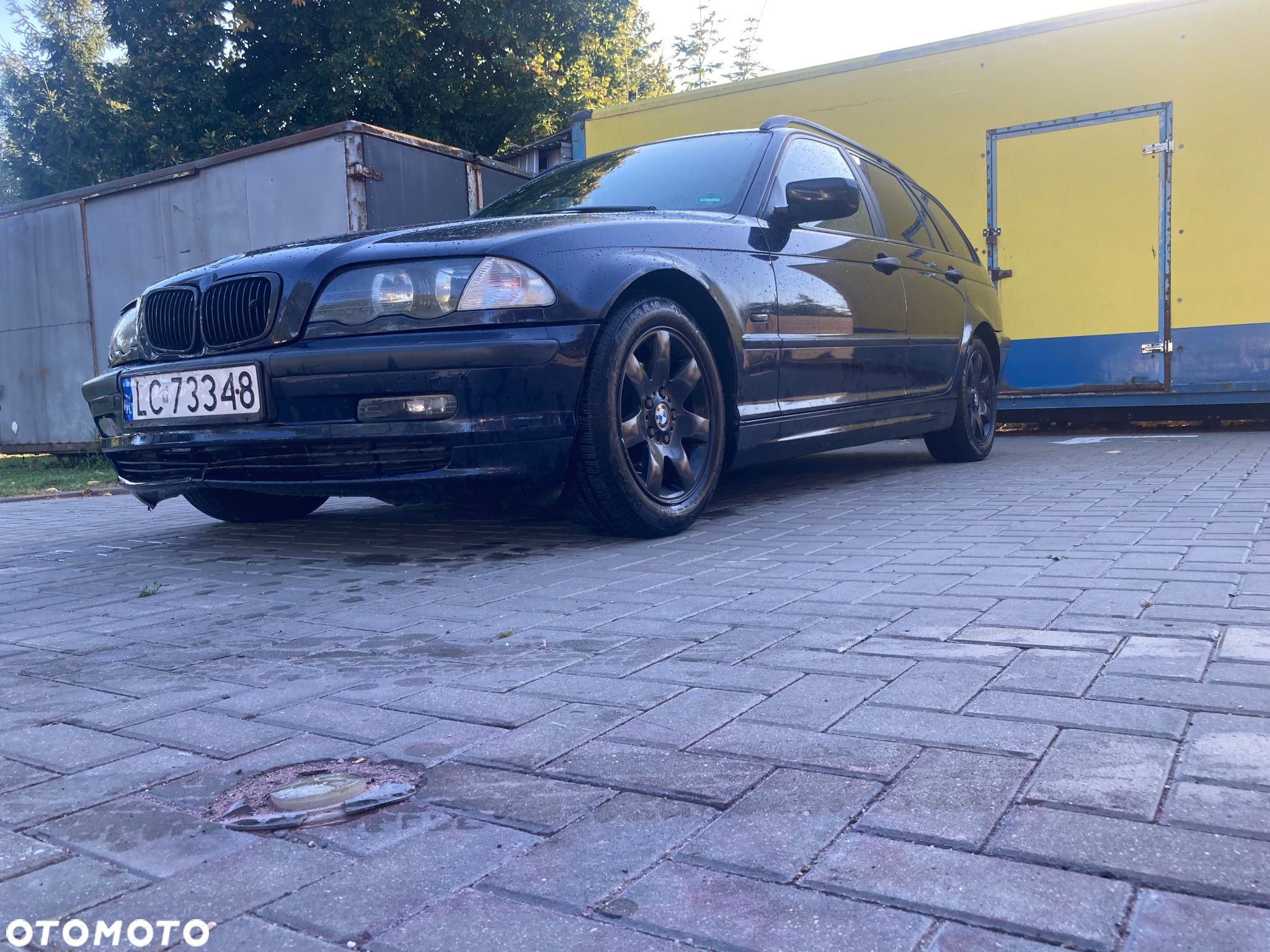 BMW Seria 3 318i - 1