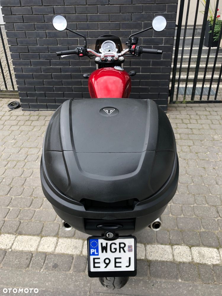 Triumph Street Twin - 26
