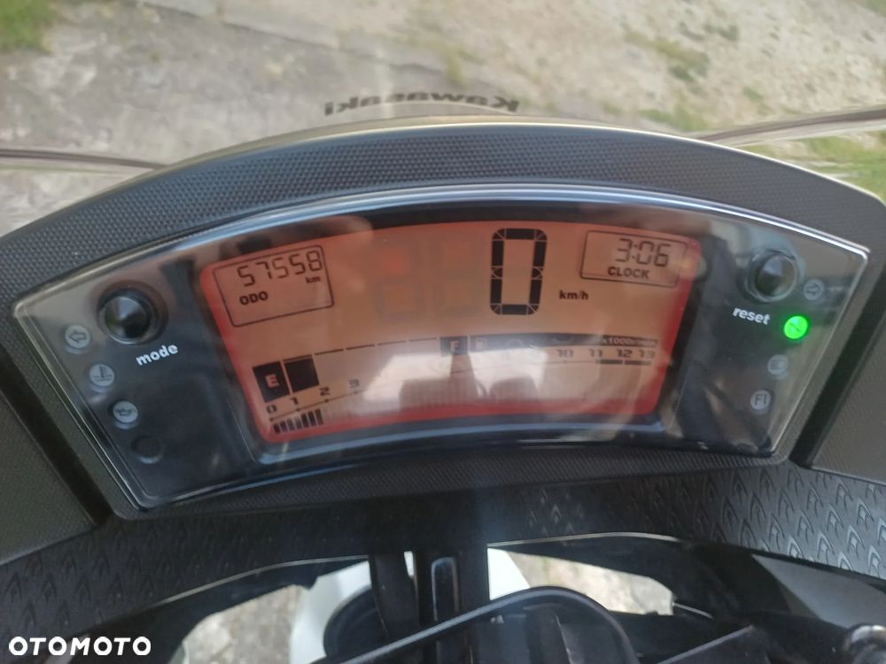 Kawasaki ER - 9