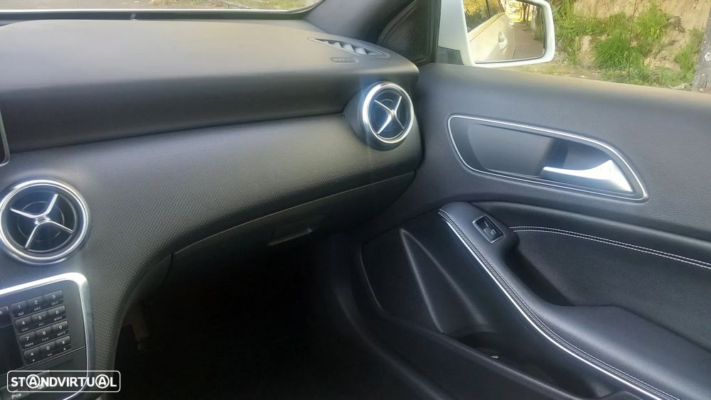 Mercedes-Benz A 180 CDI (BlueEFFICIENCY) Urban - 21