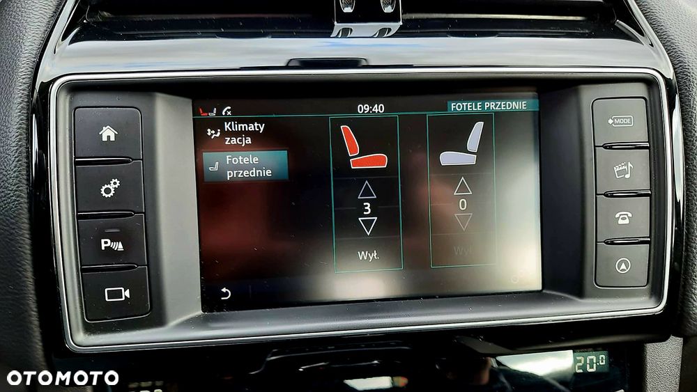 Jaguar F-Pace 2.0 i4D AWD Prestige - 32
