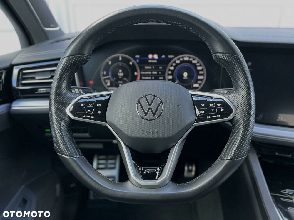 Volkswagen Touareg 3.0 V6 TDI SCR 4Mot R-Line - 29