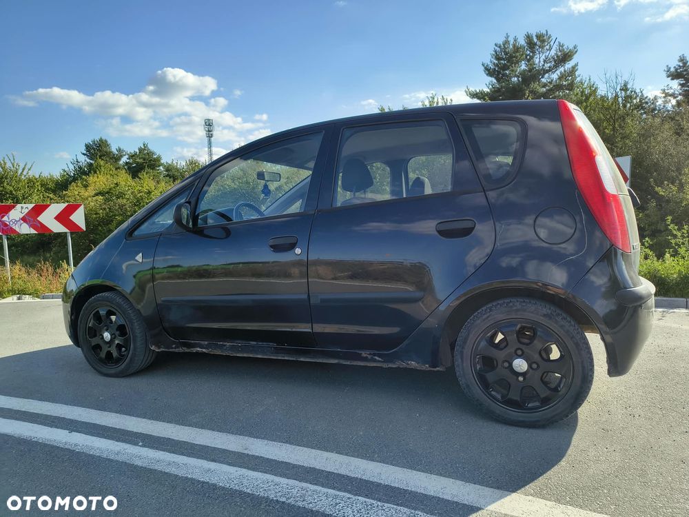 Mitsubishi Colt - 2