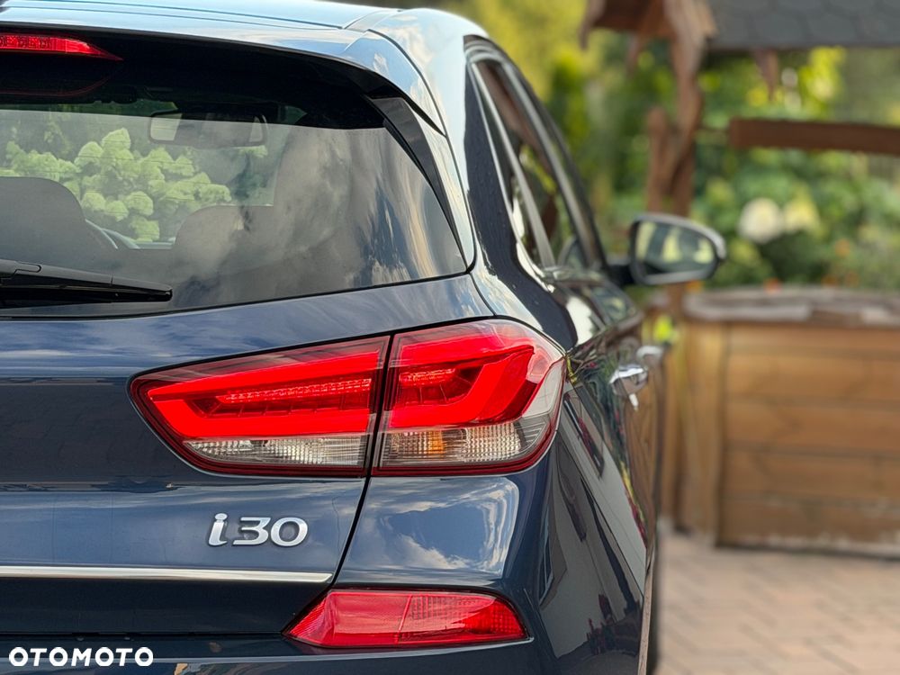 Hyundai i30 1.4 T-GDI DCT Premium - 6