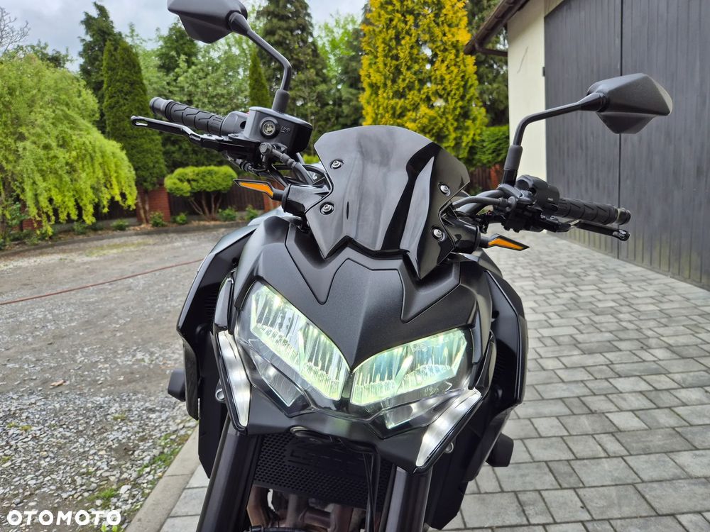 Kawasaki Z 900 - 23