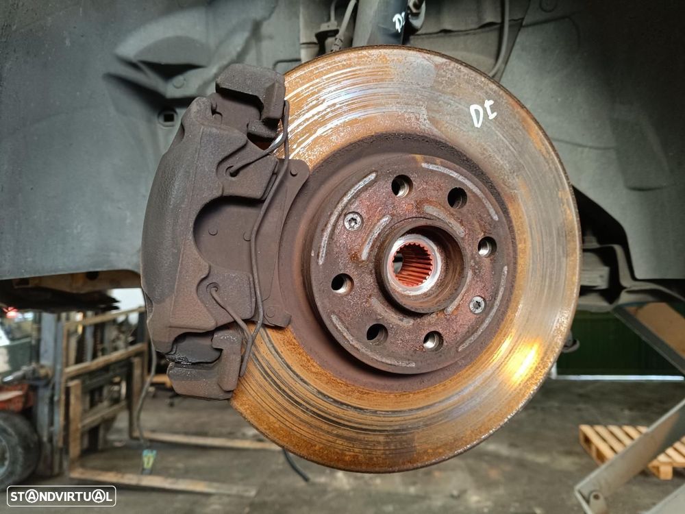 MANDA DE EIXO FRENTE ESQUERDA OPEL CORSA E - 1