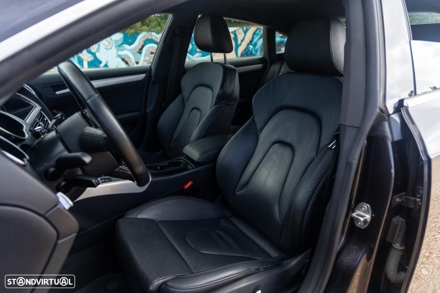Audi A5 Sportback 3.0 TDI quattro S tronic S-line - 27