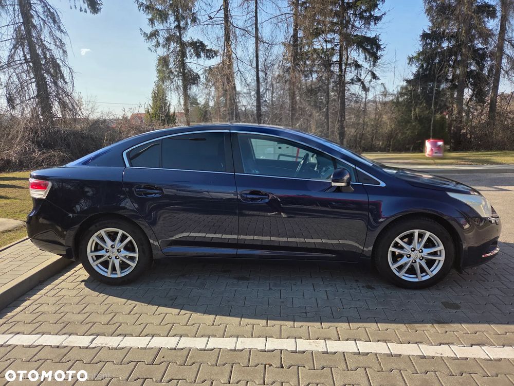 Toyota Avensis 1.8 Sol EU5 MS - 7