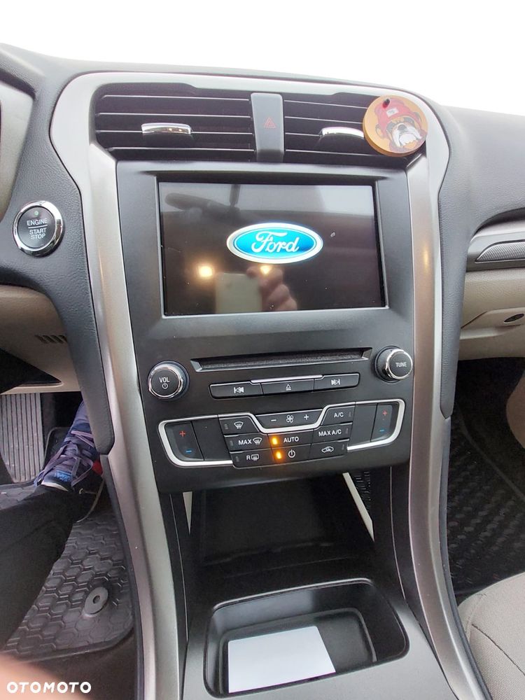 Ford Mondeo - 14