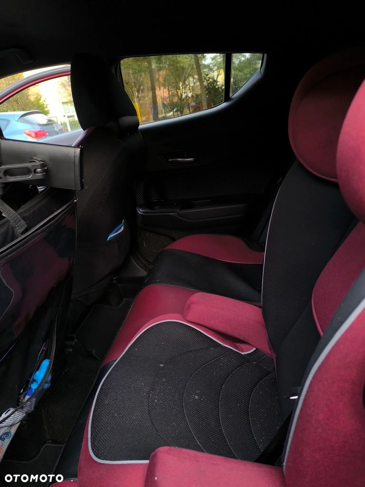 Toyota C-HR - 8