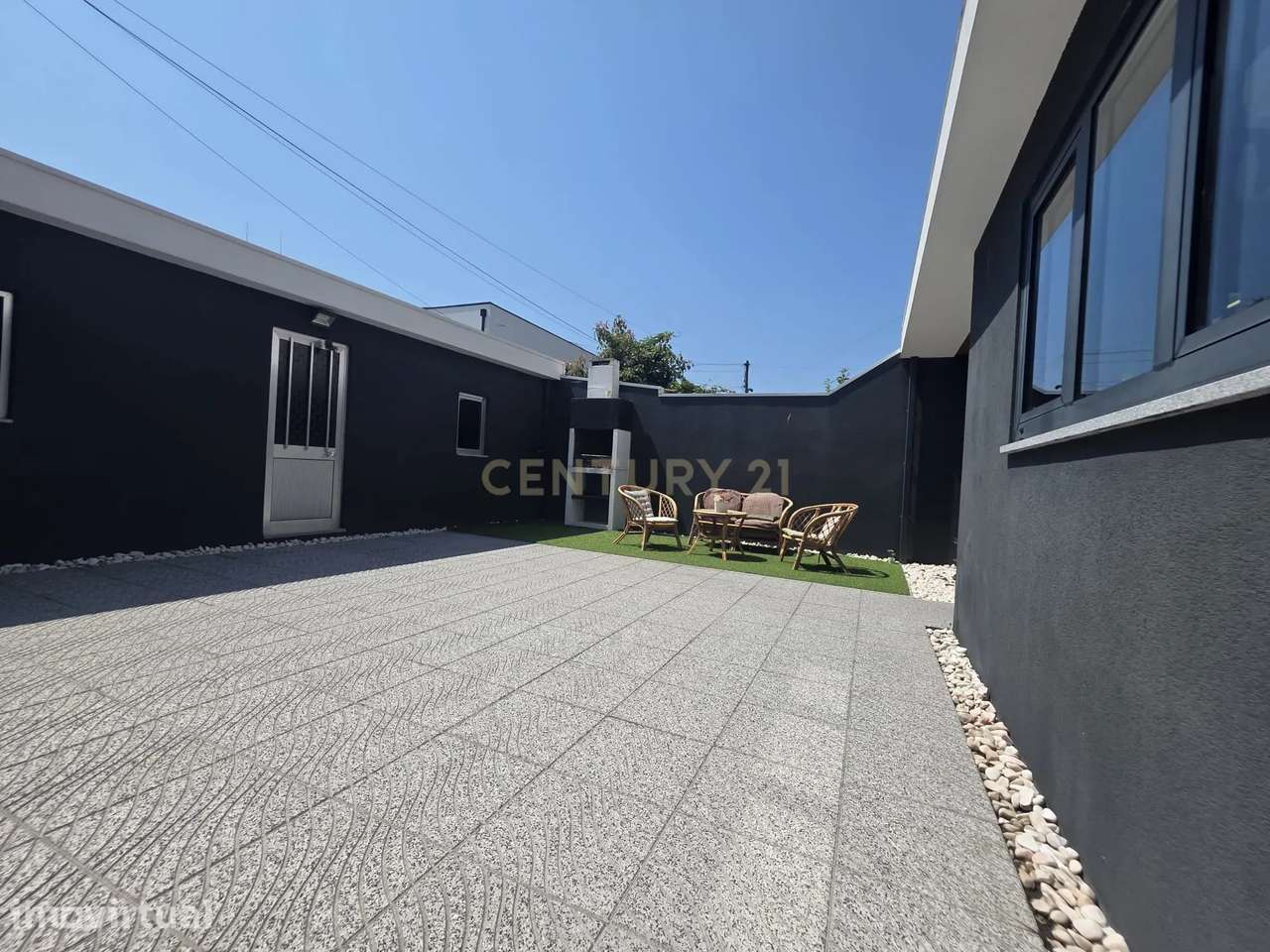 Moradia T3 Renovada | Caxinas, Vila do Conde - Grande imagem: 2/47
