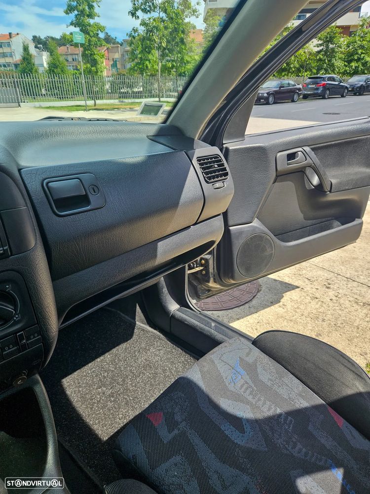 VW Golf - 14