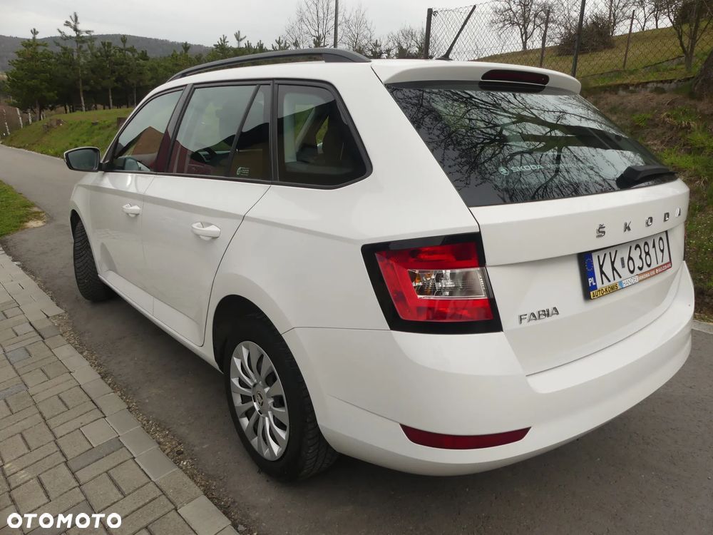 Skoda Fabia 1.0 TSI Ambition Plus - 3