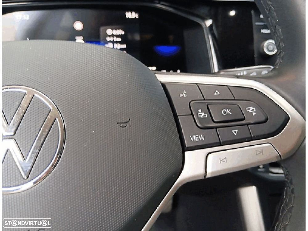 Volkswagen Taigo 1.0 TSI Urban DSG — fotografia 17