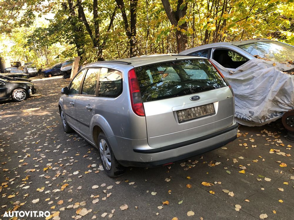 Dezmembrez Ford Focus II break argintiu gri TDCI 2006 - 7