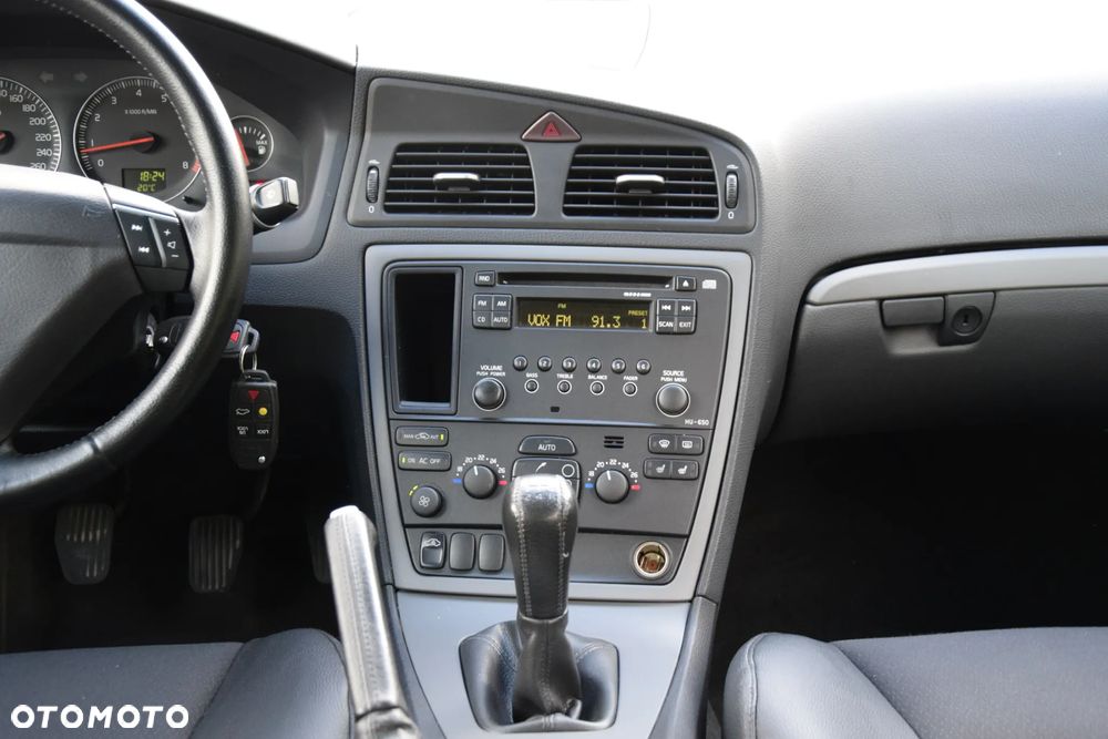Volvo S60 2.5 T Kinetic - 32
