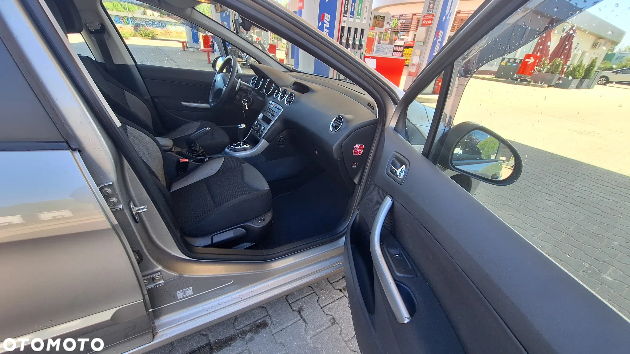 Peugeot 308 HDi FAP 110 EGS6 Platinum - 15