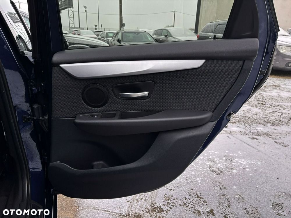 BMW Seria 2 - 33