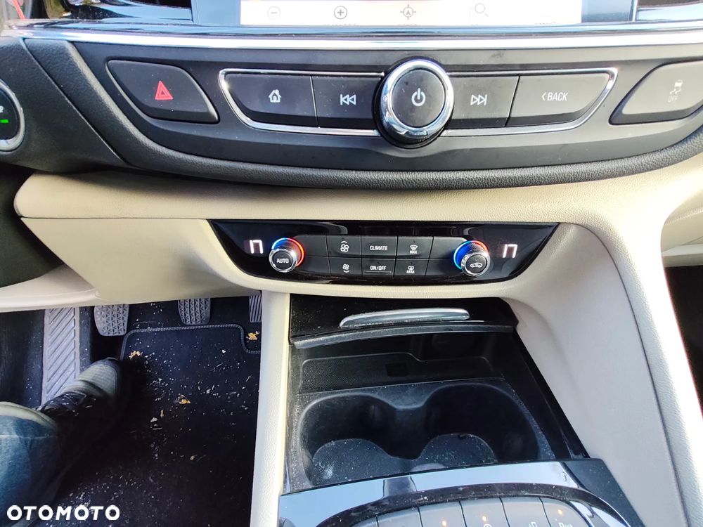 Opel Insignia 2.0 Exclusive - 21