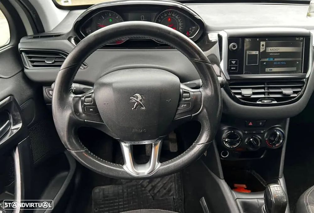 Peugeot 208 1.4 HDi Active - 2