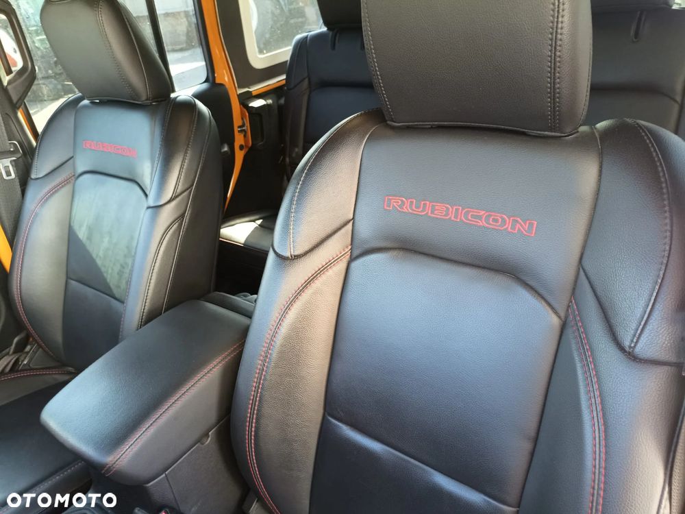 Jeep Wrangler - 9