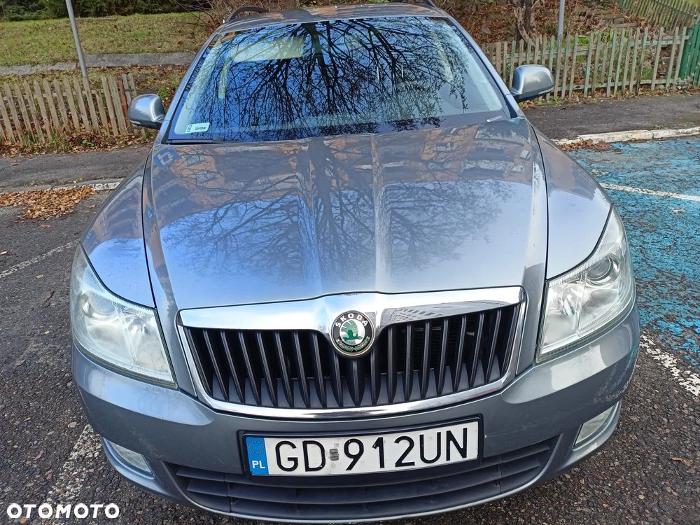 Skoda Octavia 1.4 TSI Ambiente DSG - 2
