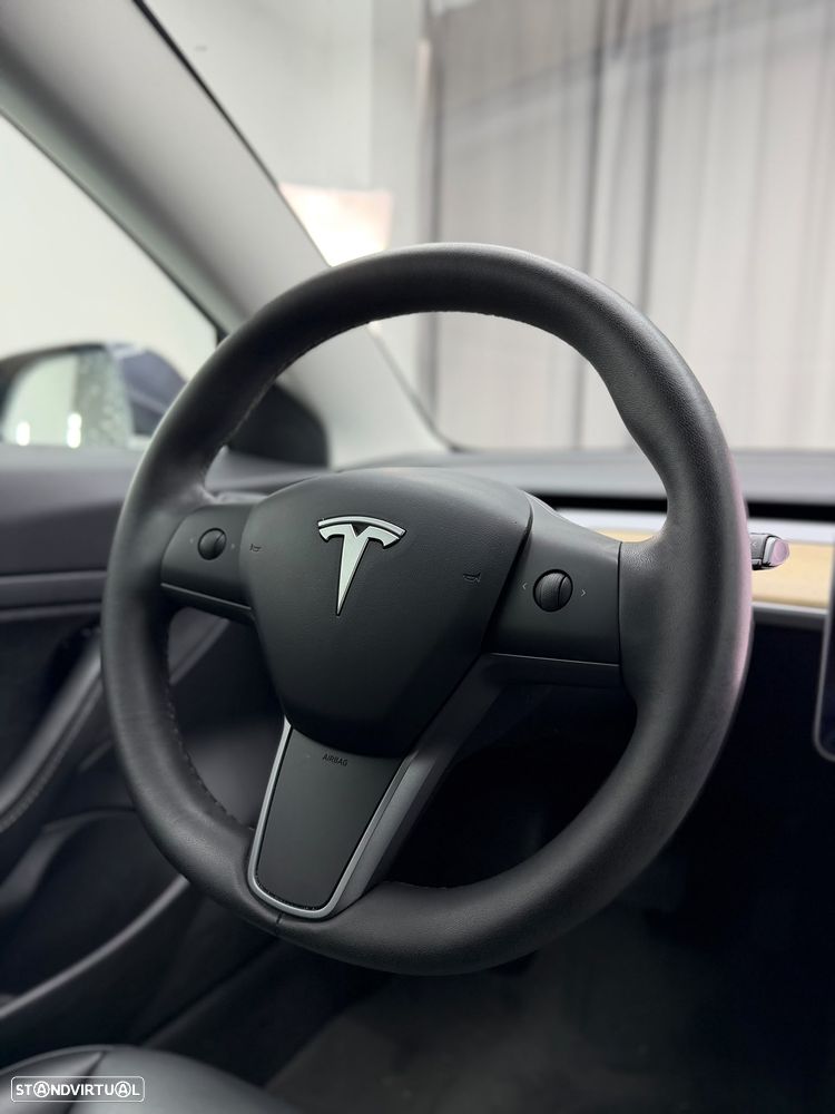 Tesla Model 3 Standard RWD Plus - 20