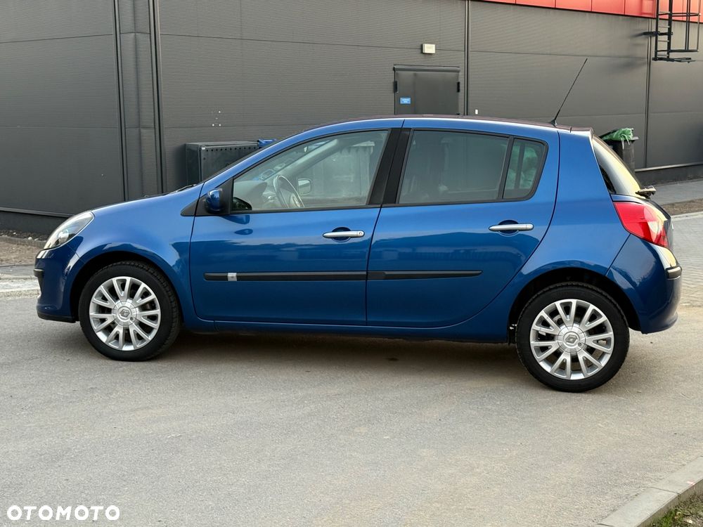 Renault Clio 1.6 16V Expression - 8