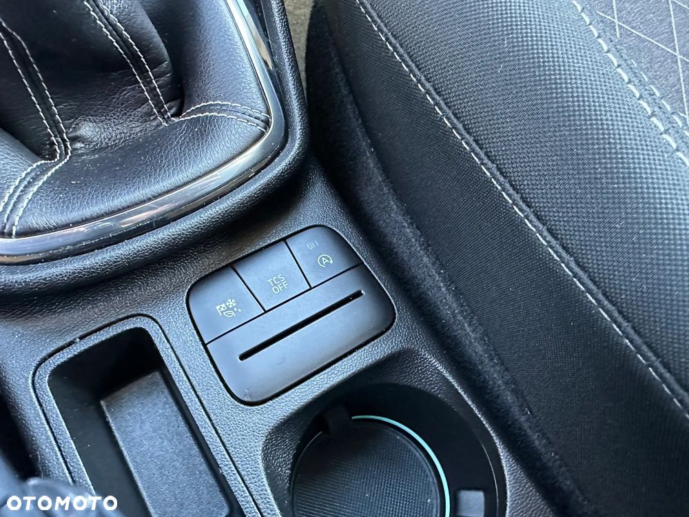 Ford Fiesta 1.0 EcoBoost S&S ACTIVE PLUS - 27