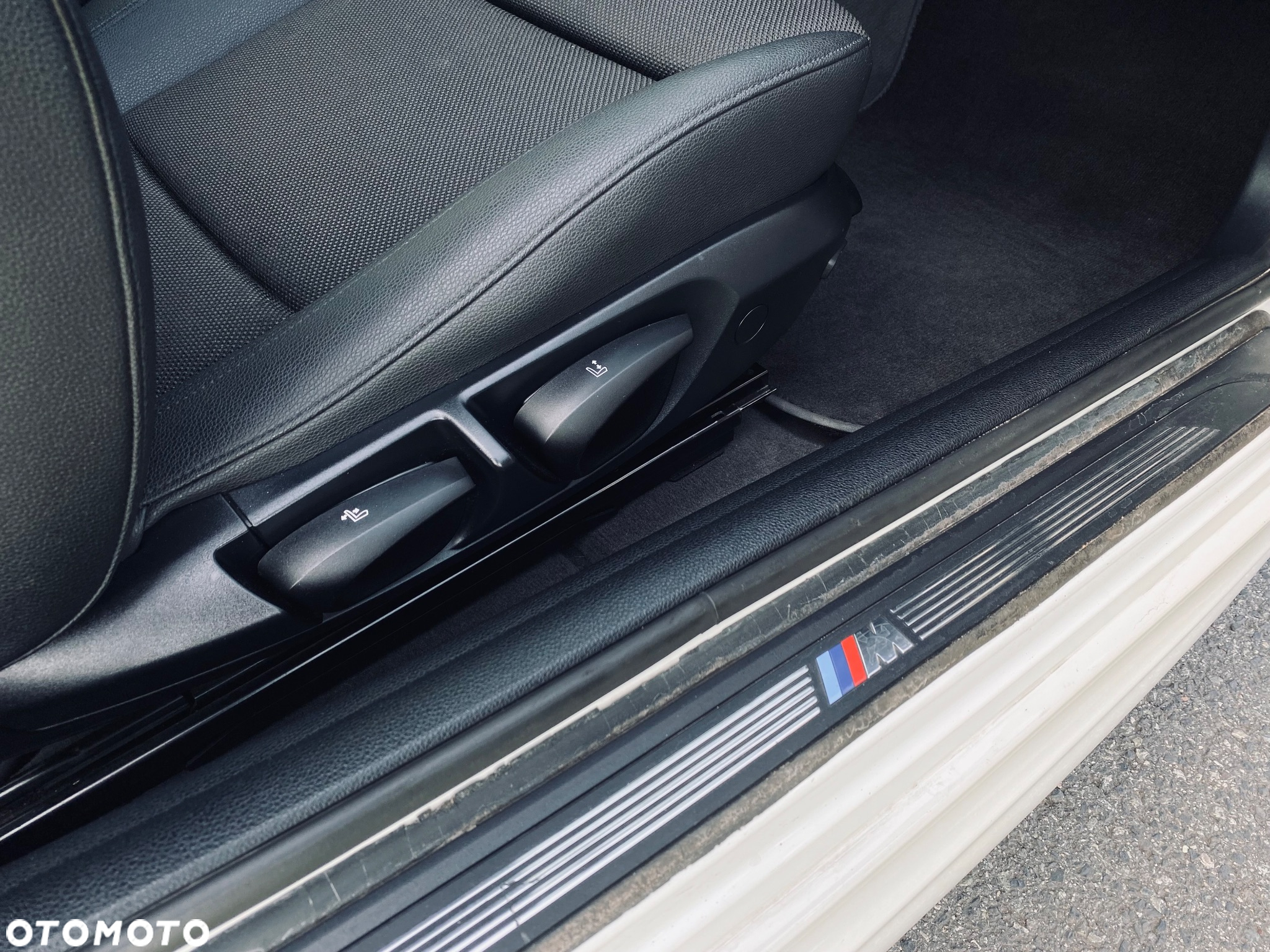 BMW Seria 1 120d DPF Edition Sport - 26