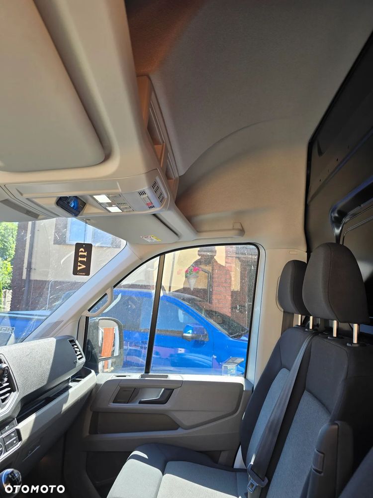 Volkswagen Crafter - 13