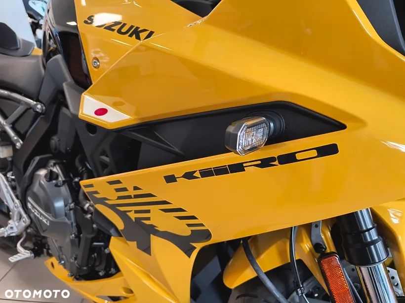 Suzuki GSX - 4