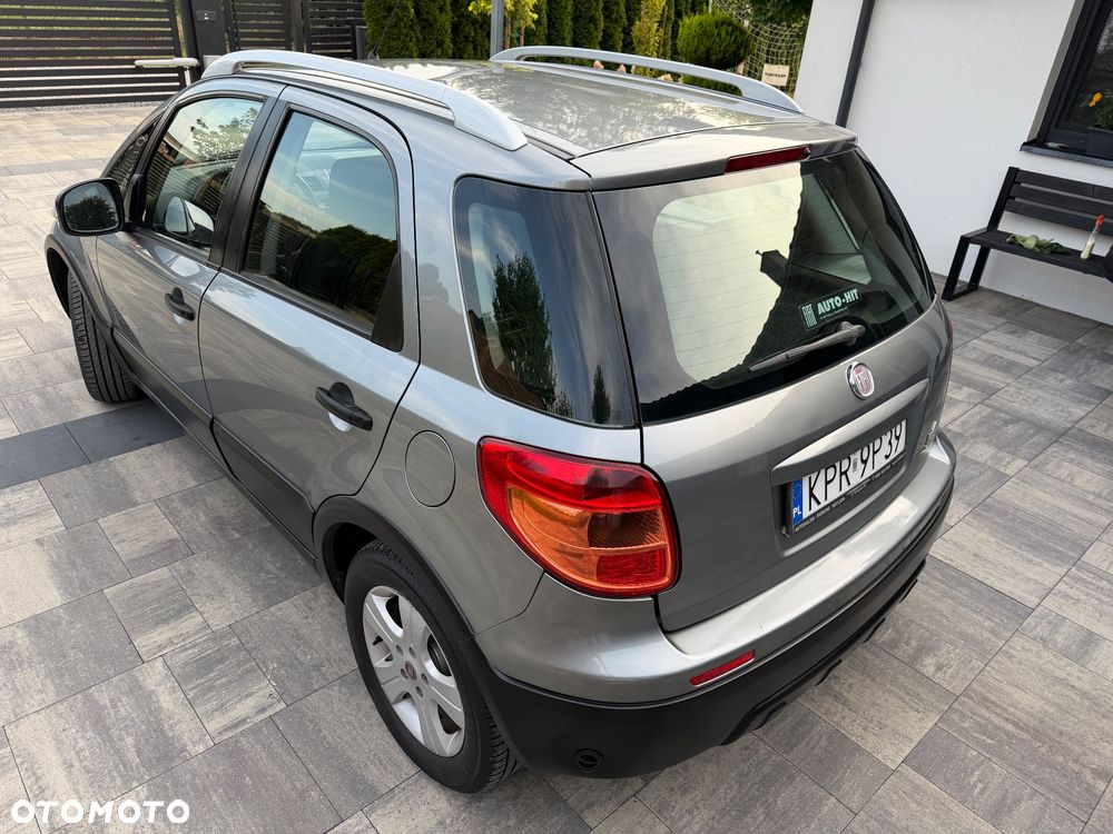 Fiat Sedici 1.6 16V 4x2 Emotion - 10