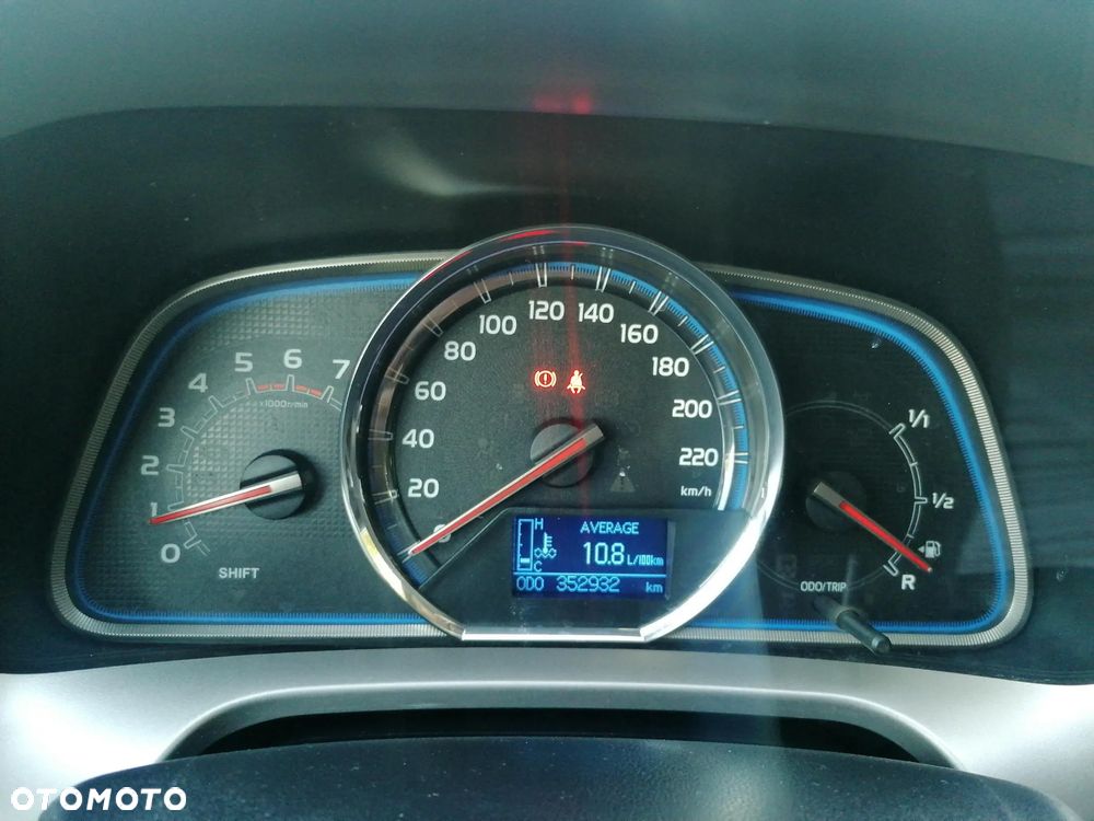 Toyota RAV4 2.2 D-4D Prestige - 15
