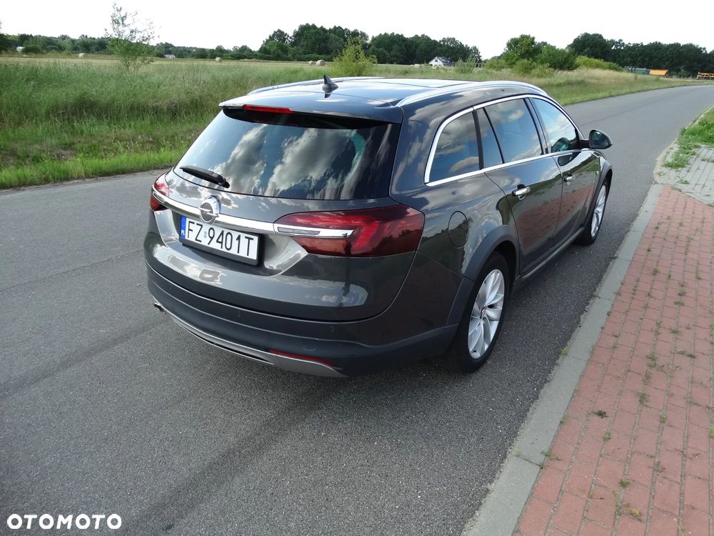 Opel Insignia Country Tourer 2.0 Diesel 4x4 Exclusive - 14