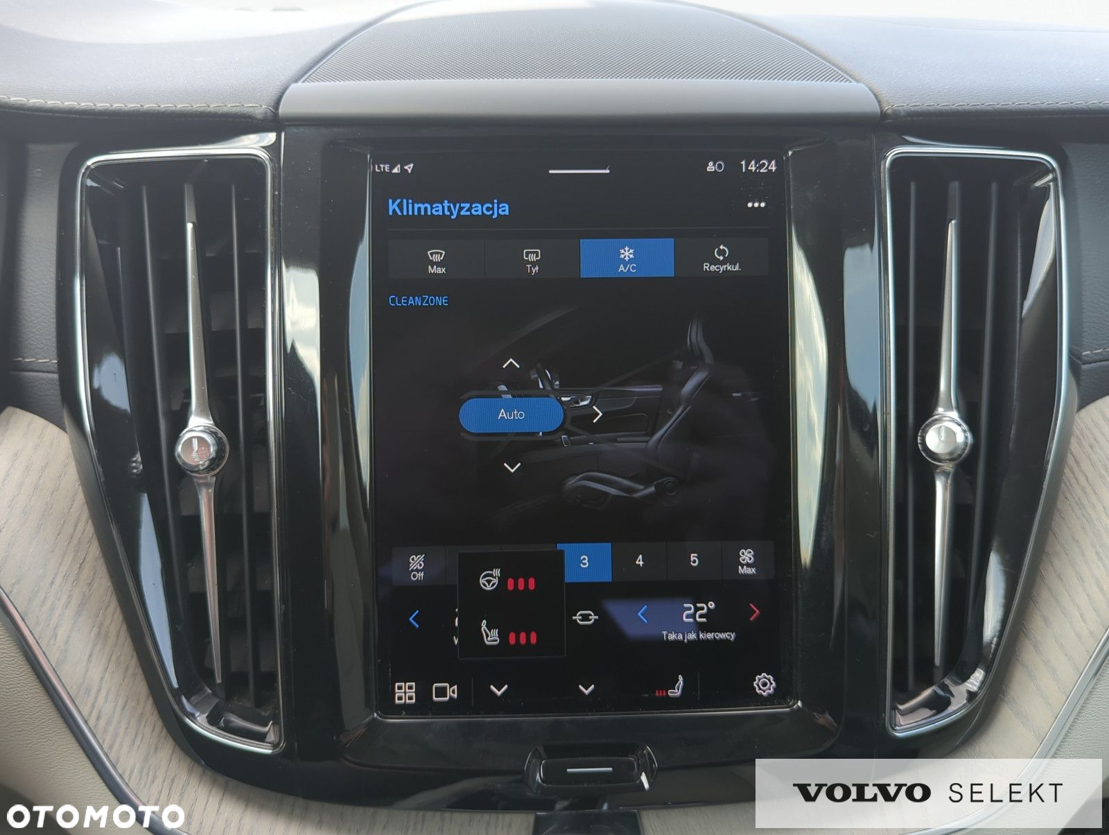 Volvo XC 60 - 24