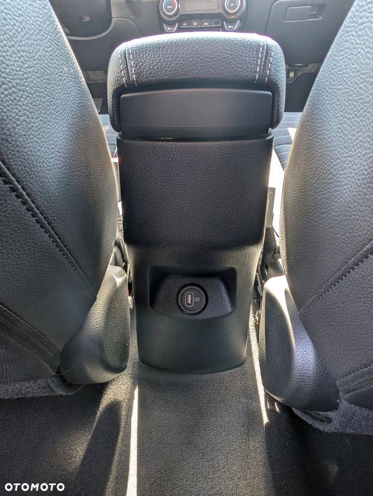 Kia Stonic 1.2 L Business Line - 34